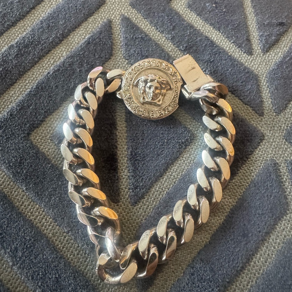 Men's Silver Chain Bracelet with Medallion